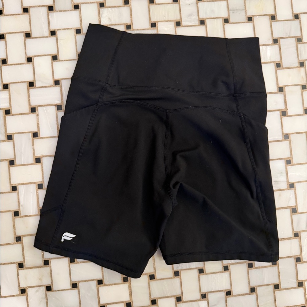 Fabletics PureLuxe Black High-Waist Women’s Active Shorts - Picture 2 of 3